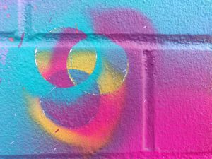 Detail Streetart Colors Bunte Farben Kreise Mauer Schatten Sprühdose