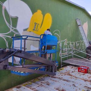 Bavarian Safari Graffiti Jam Landsberg 2023 Künstler auf Hebebühne