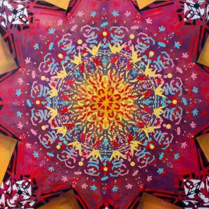 Neue Ornamente - Zederpassage - Galerieverein Landsberg - 2023 Detail kreisförmiges Mandala basierend auf Schablonen welche das Erscheinungsbild von Masken darstellen