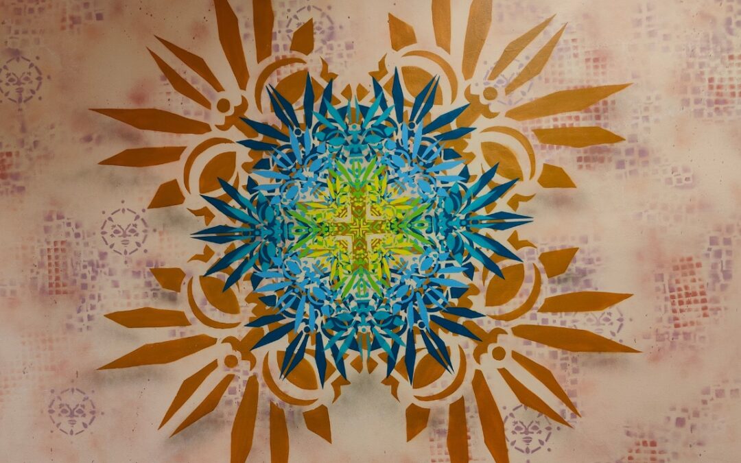Künstlerische Auftragsarbeit Innenraumgestaltung durch Erwa.One. Fertige Wandgestaltung querformat Neue Ornamente Schablonen-Kunst mit Stencil gesprüht. Streetart und urbane Kunst Landsberg am Lech Oberbayern Deutschland