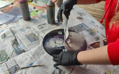 Schablonen-Workshop an der Montessori-Schule in Kaufering